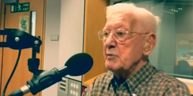 La magia de la radio ayuda a un anciano de 95 años